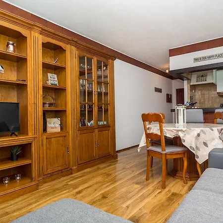Apartment Iberlagos *